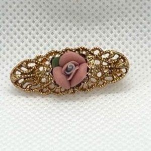 Vintage lapel/sweater pin
